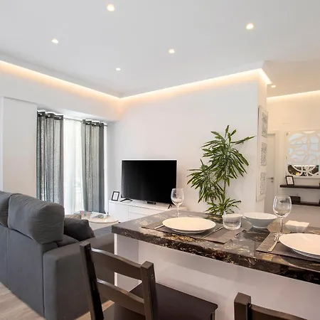 公寓 Precioso Con Terraza En La Nogalera By Rent Me 托雷莫利诺斯